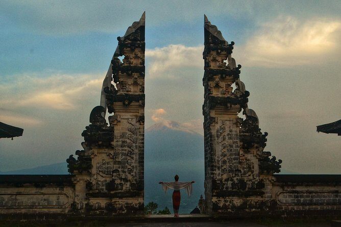 The Gates of Heaven Lempuyang Tours All Inclusive - Weather matters: what to know before you commit