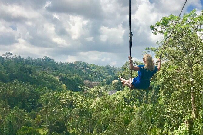 Tlaga Singha Infinity Pool, Jungle swing & Rice Terrace Trip - Tlaga Singha Bali: the two infinity pools and the riverside feel