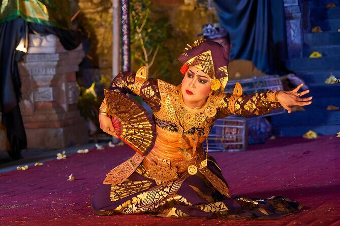 Ubud Night Half Day Trip with Legong Dance Performance - Ubud Royal Palace: the historic landmark that sits right on the main road
