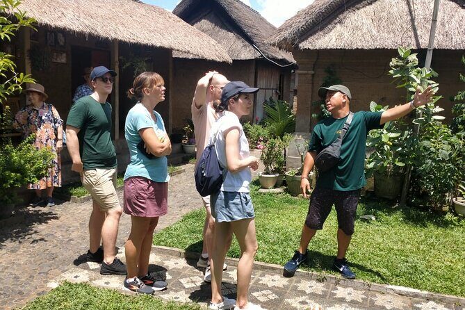 Ubud Private Tour - Gunung Kawi Sebatu Temple: holy water spring and carp symbolism