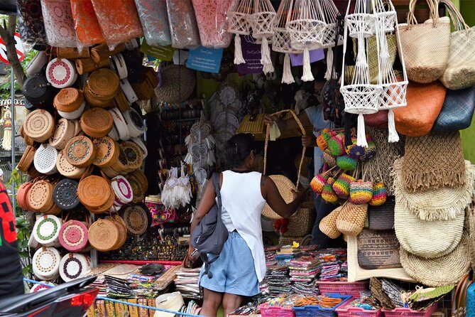 Ubud Village Sightseeing, Famous Paddy Field And Ubud Waterfall - Entering Ubud Traditional Art Market and the Palace Area (Not Just Souvenirs)